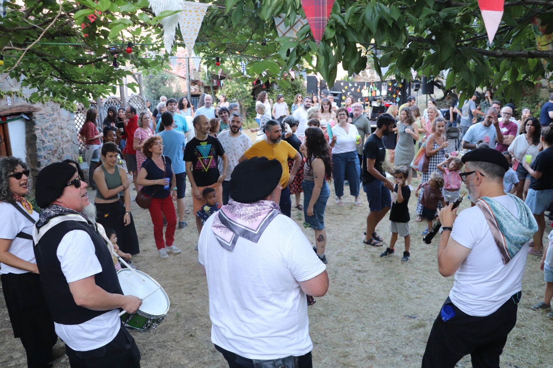 El color de las chimeneas de Peroblasco