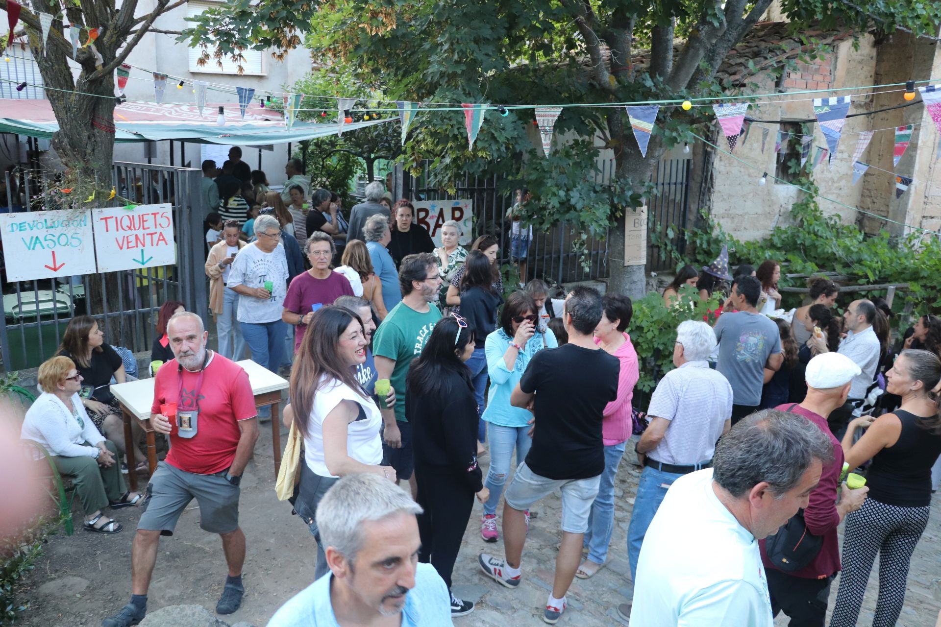 El color de las chimeneas de Peroblasco
