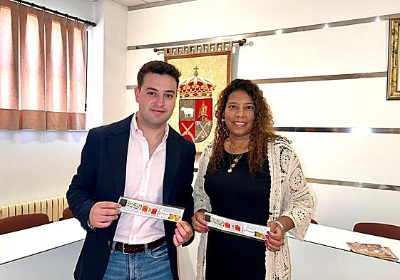 El concejal de Festejos, Rubén Moreno, y la concejala de Servicios Sociales e Igualdad, Amy Rivera.