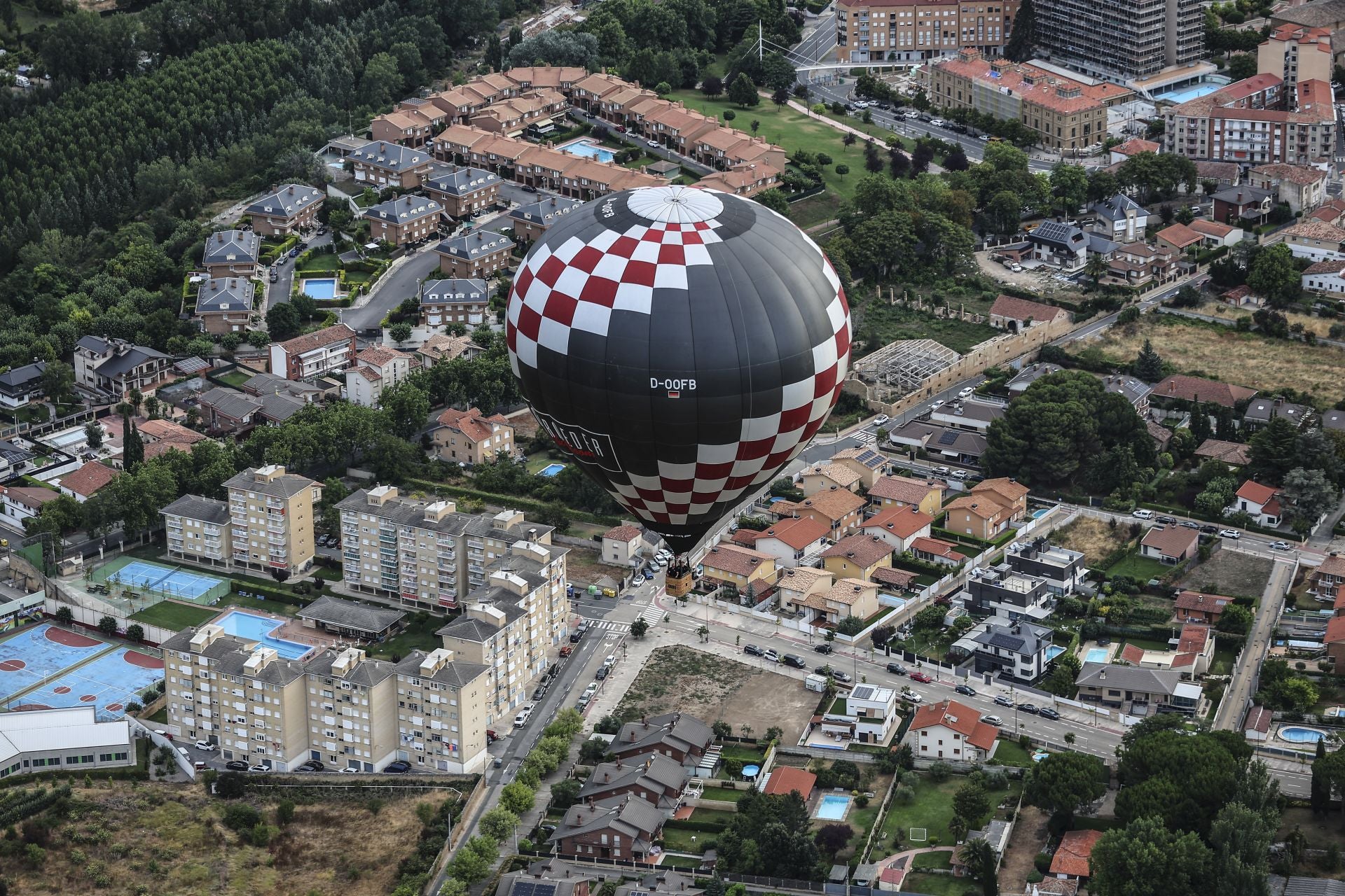 La vuelta a Haro en 26 globos