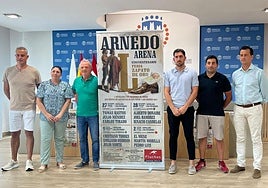 José Mª Ezquerro, Ignacio Ríos, Javier Rubio y miembros de la comisión.