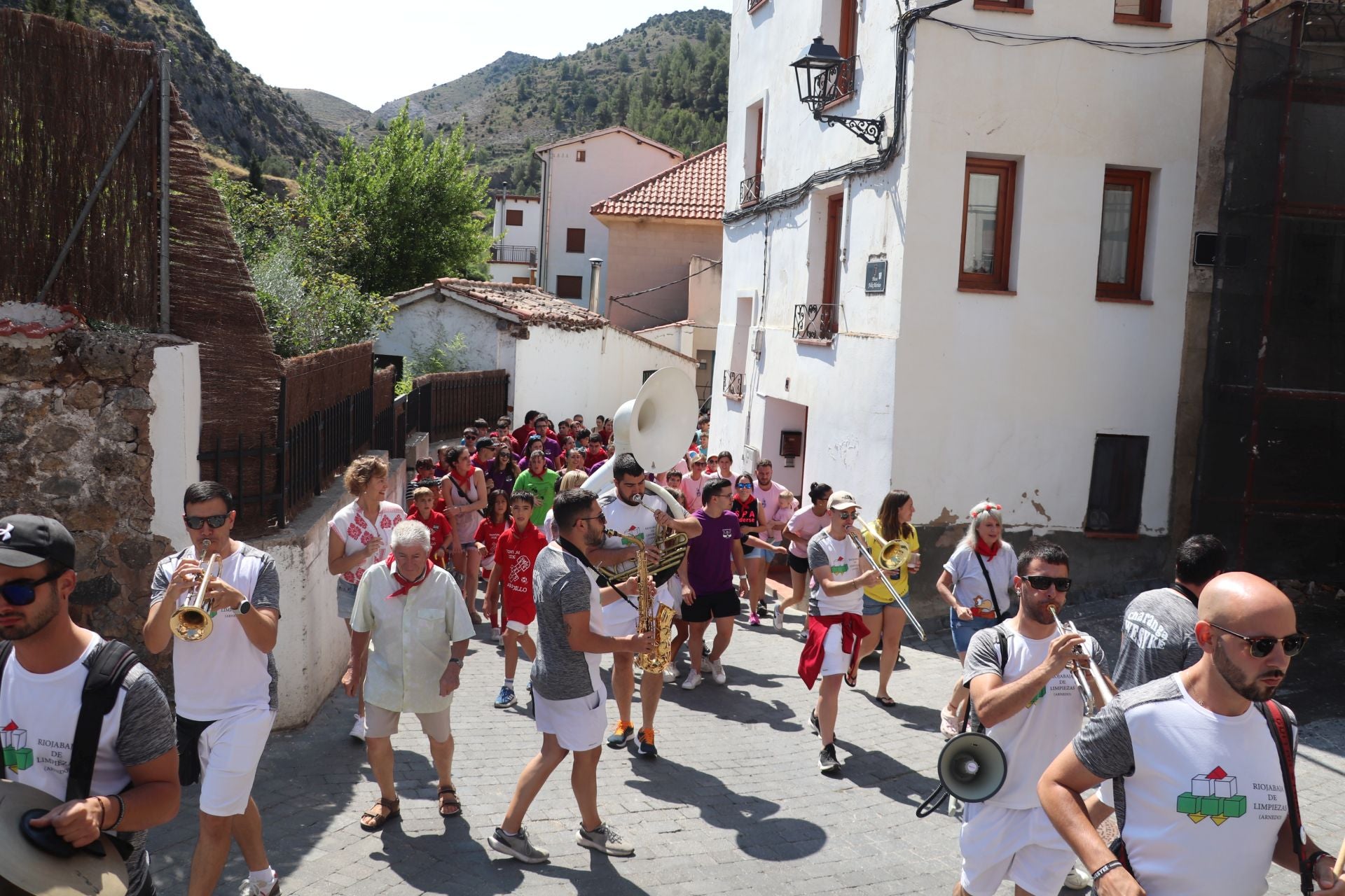 Primer día de las fiestas de Arnedillo