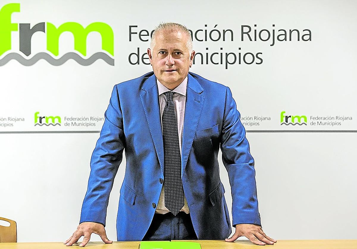 Jorge Loyo, en la sede de la Federación Riojana de Municipios.