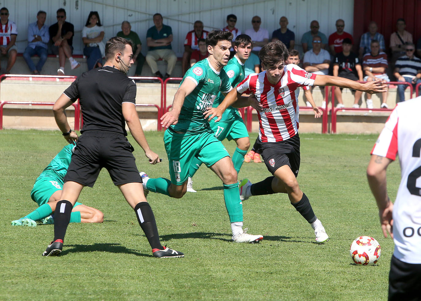 Las imágenes del partido UDL-Náxara