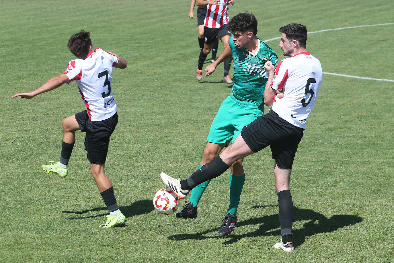 Las imágenes del partido UDL-Náxara