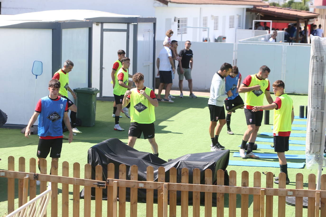 Las imágenes del partido UDL-Náxara