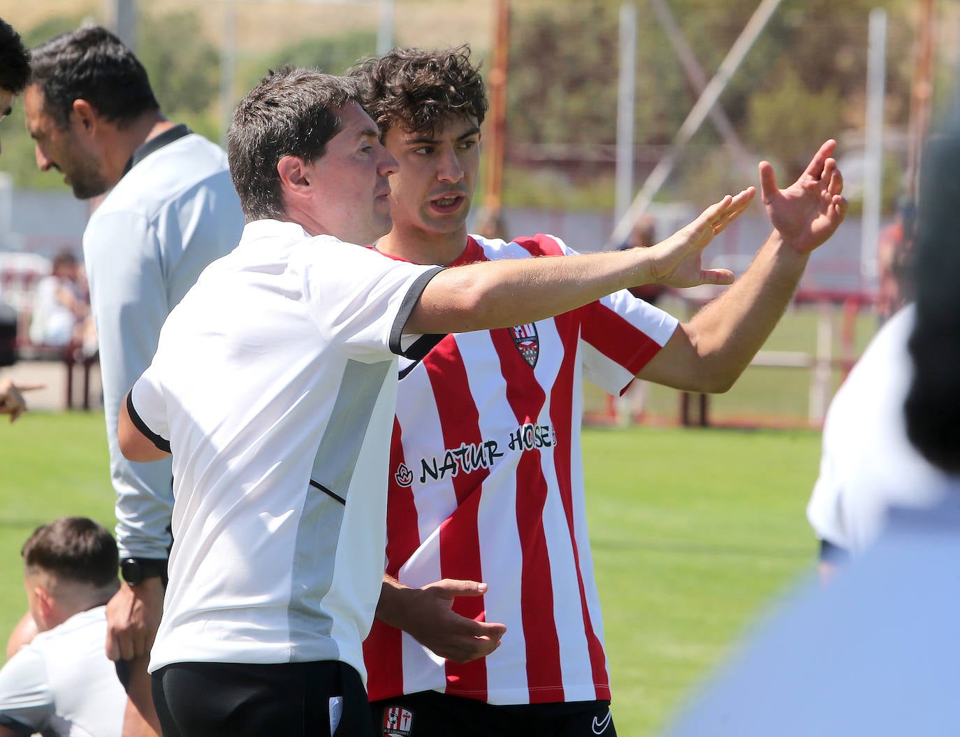 Las imágenes del partido UDL-Náxara