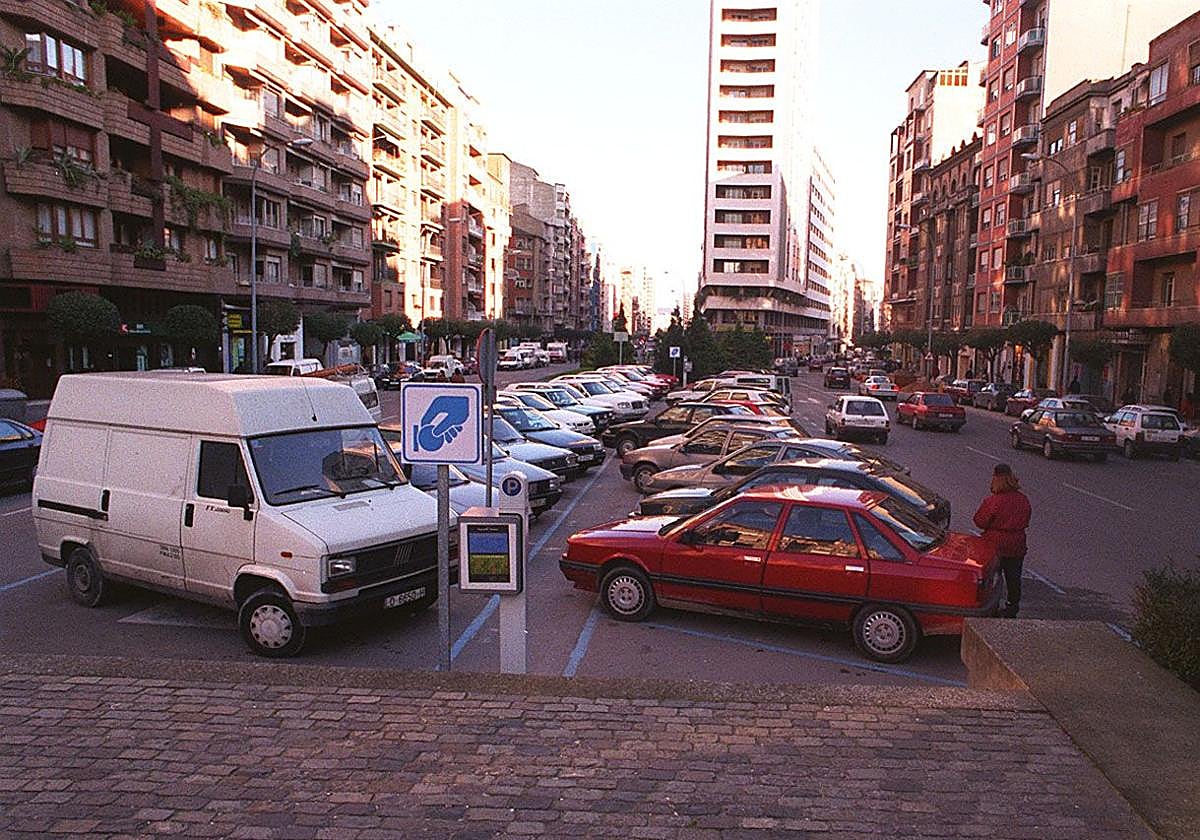 Del aparcamiento exterior al subterráneo
