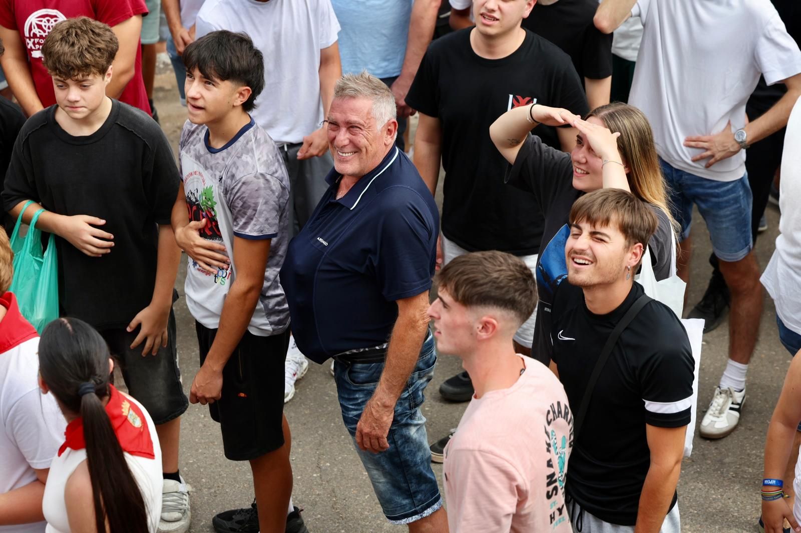 El lanzamiento del pan y el queso en Quel, en imágenes