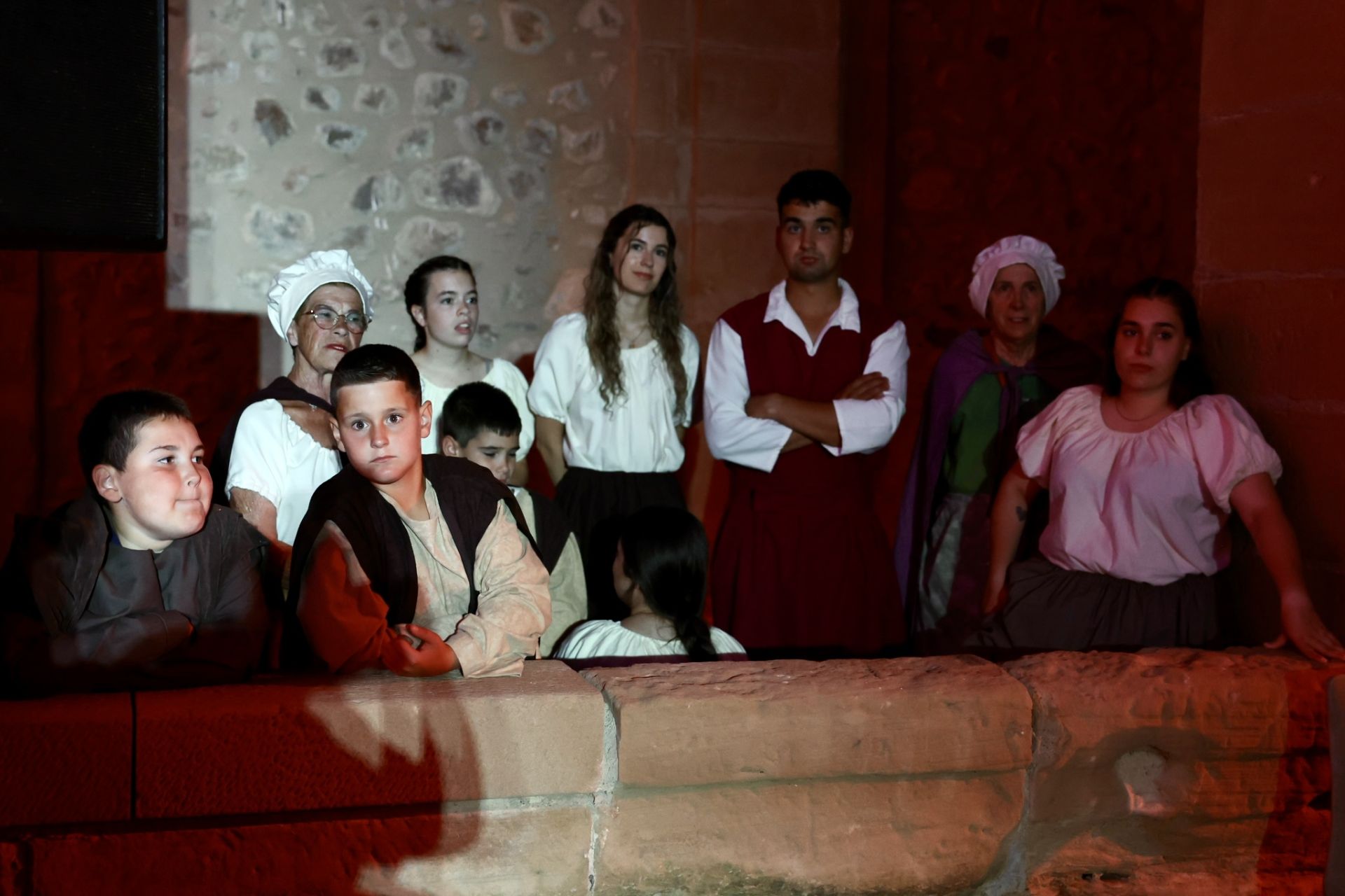 Los Milagros del Santo se representan para autoridades, peregrinos y ancianos del Hospital del Santo