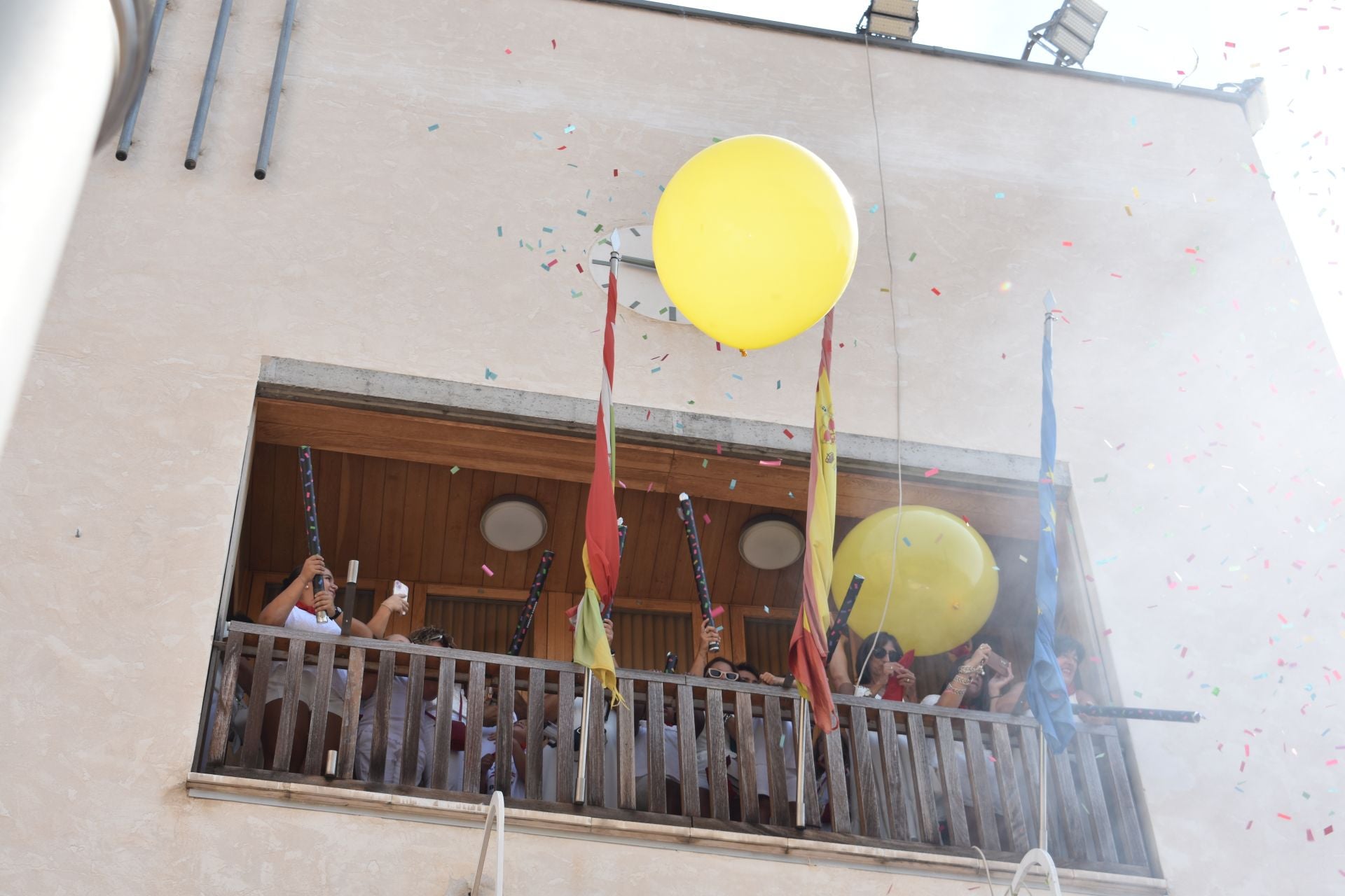 Las imágenes del cohete de las fiestas de Rincón de Soto