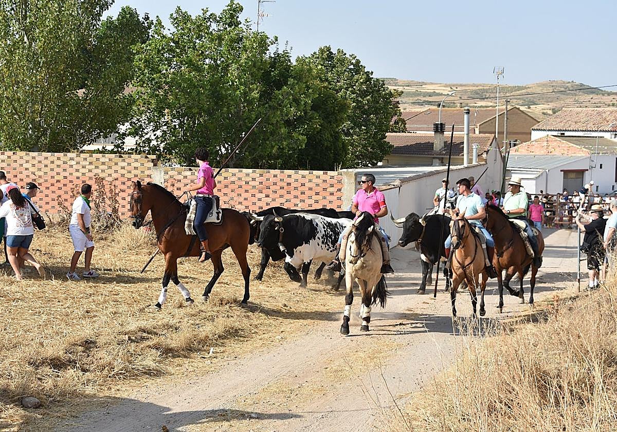 Imagen principal - Valverde disfruta de su evento más popular