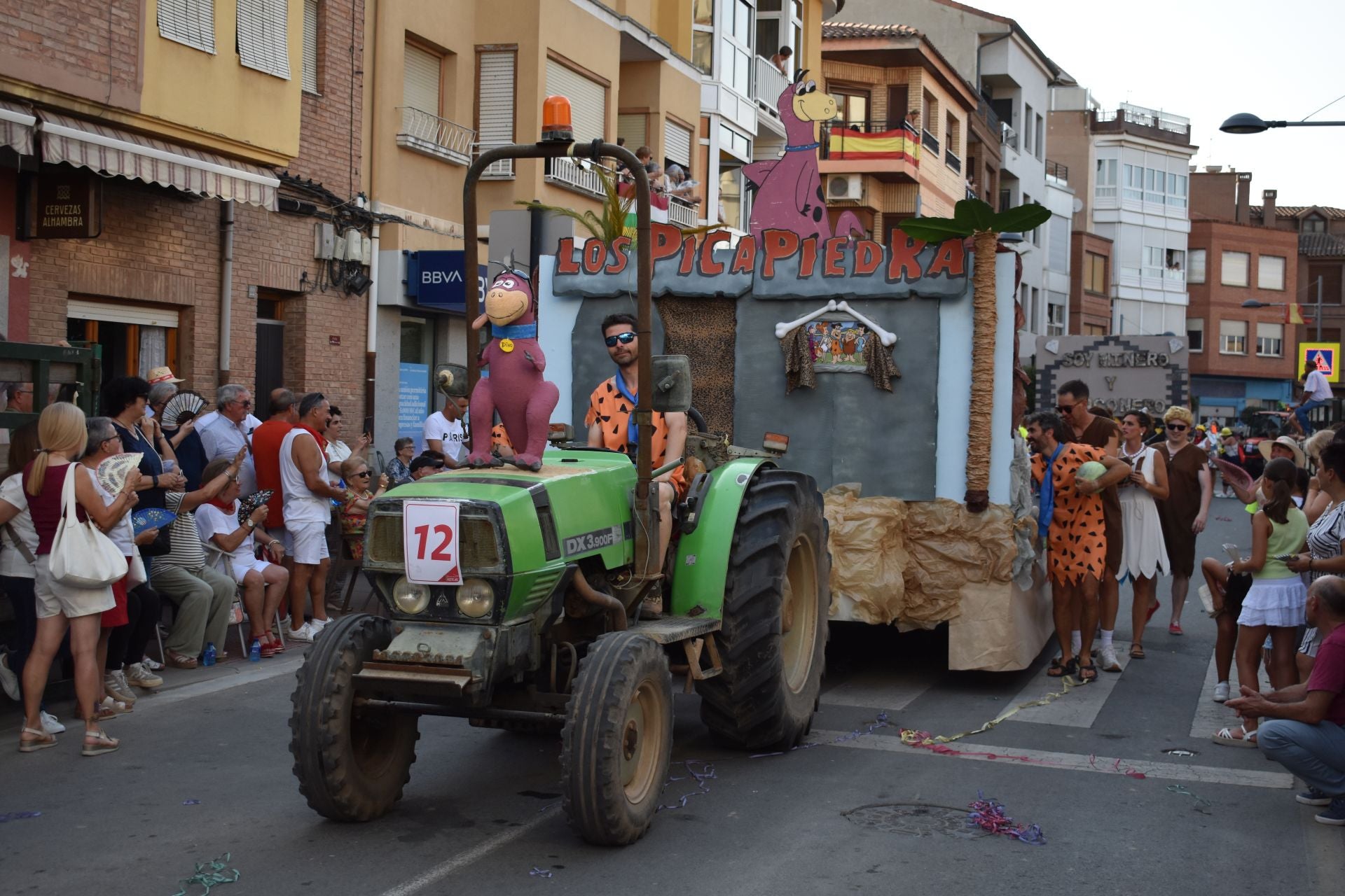 Rincón de Soto disfrutó de las carrozas