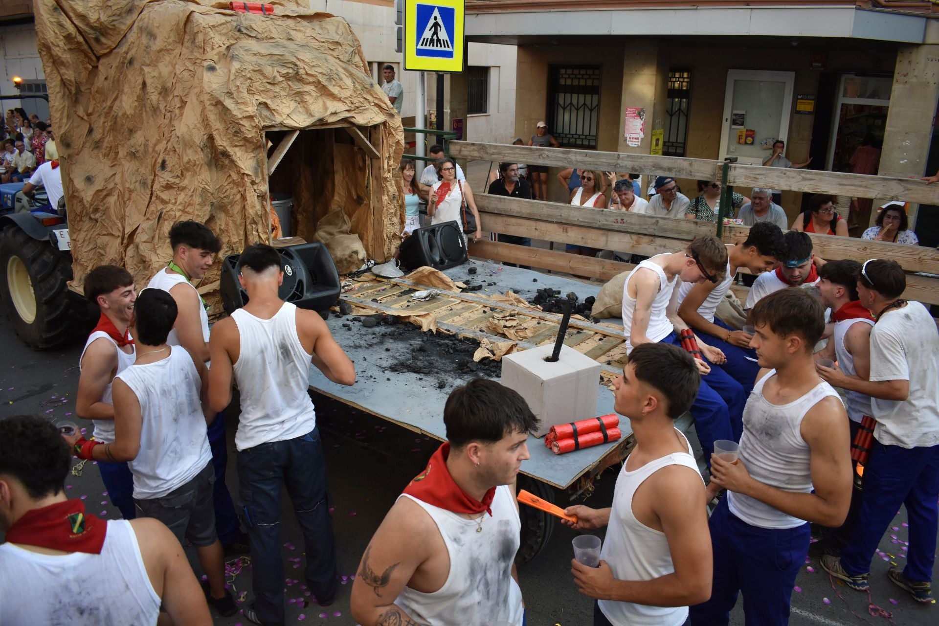Rincón de Soto disfrutó de las carrozas