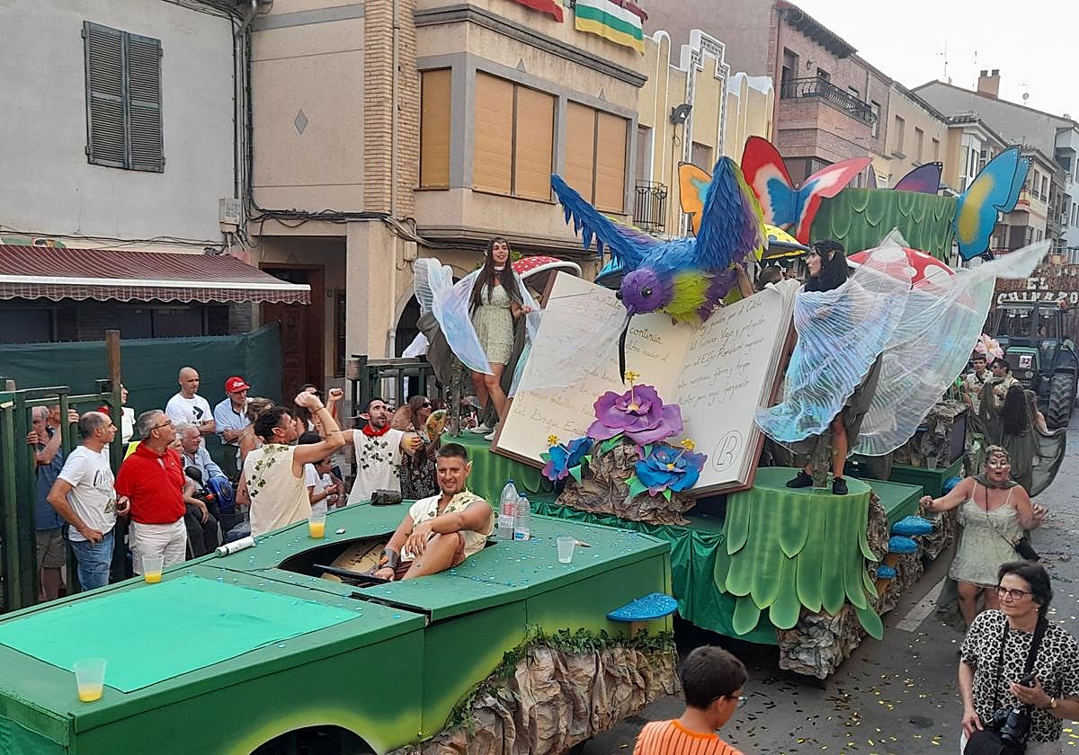 Rincón de Soto disfrutó de las carrozas