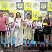 Representantes de los establecimientos premiados, junto a miembros del jurado de valoración.