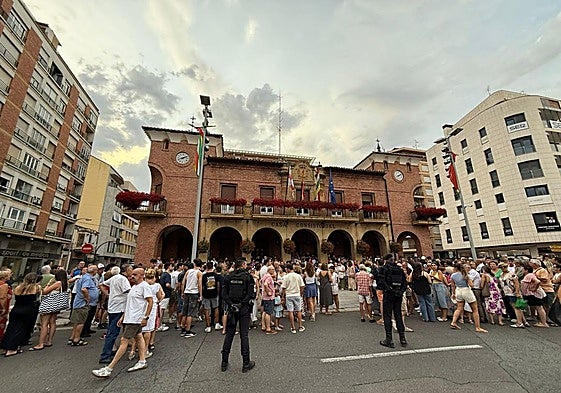 Concentración en Calahorra para reclamar más seguridad.
