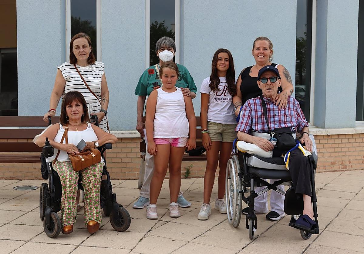 Algunos de los miembros de la futura asociación.