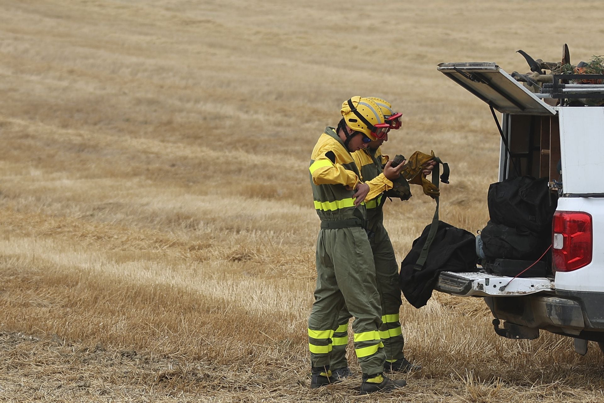 El día después del incendio en Fonzaleche y Gimileo