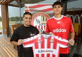 Diego Núñez e Iván Fernández, este jueves durante la presentación.