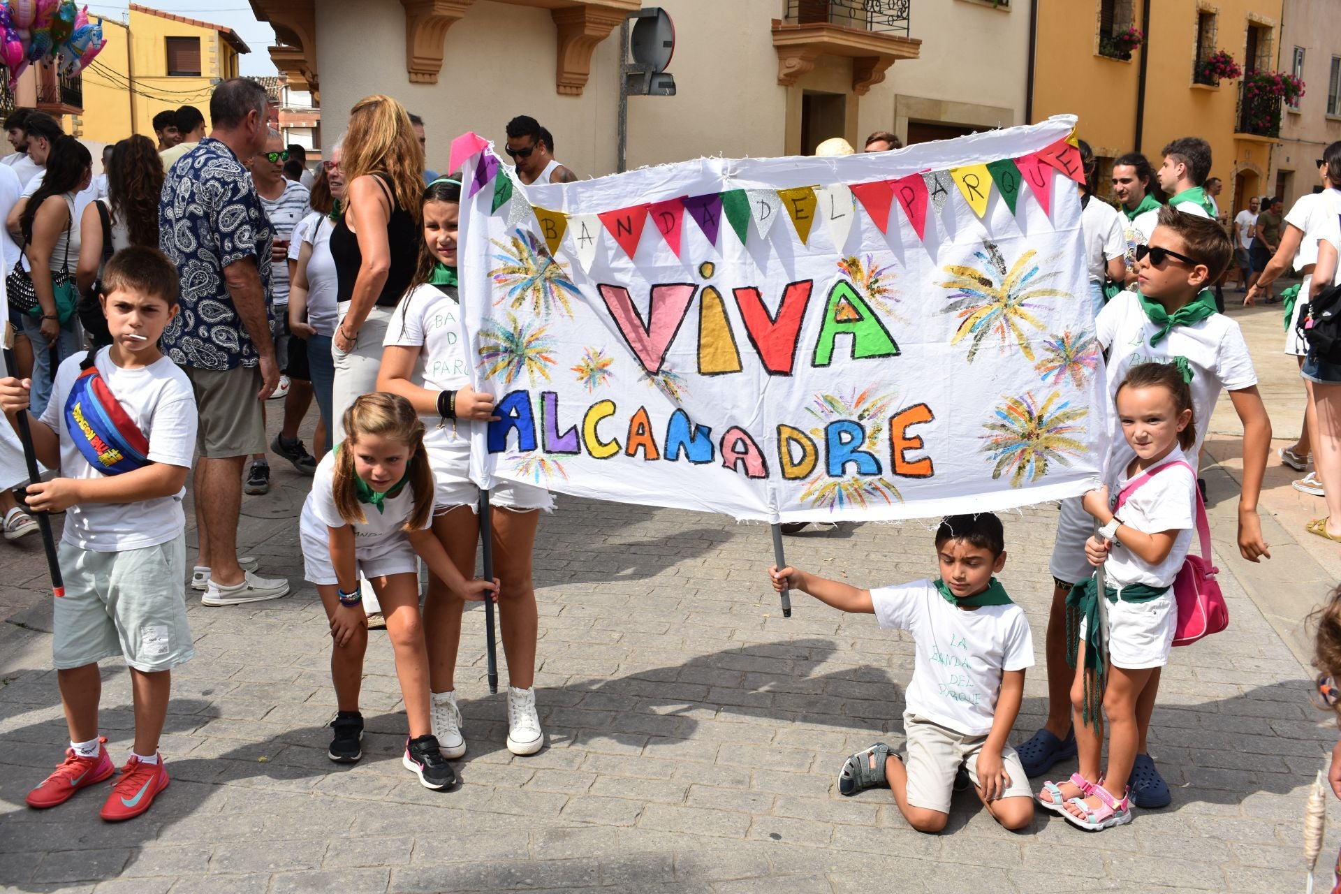 Las imágenes del comienzo de las fiestas de Alcanadre