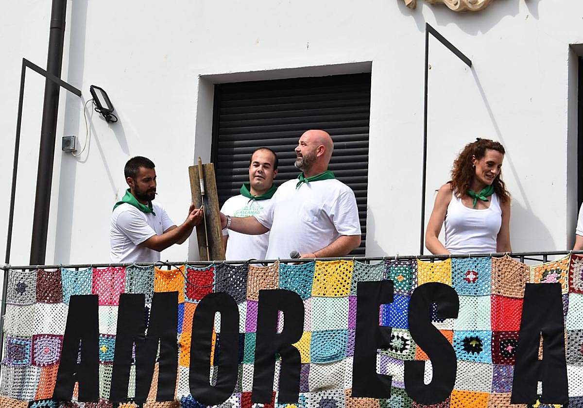 Las imágenes del comienzo de las fiestas de Alcanadre