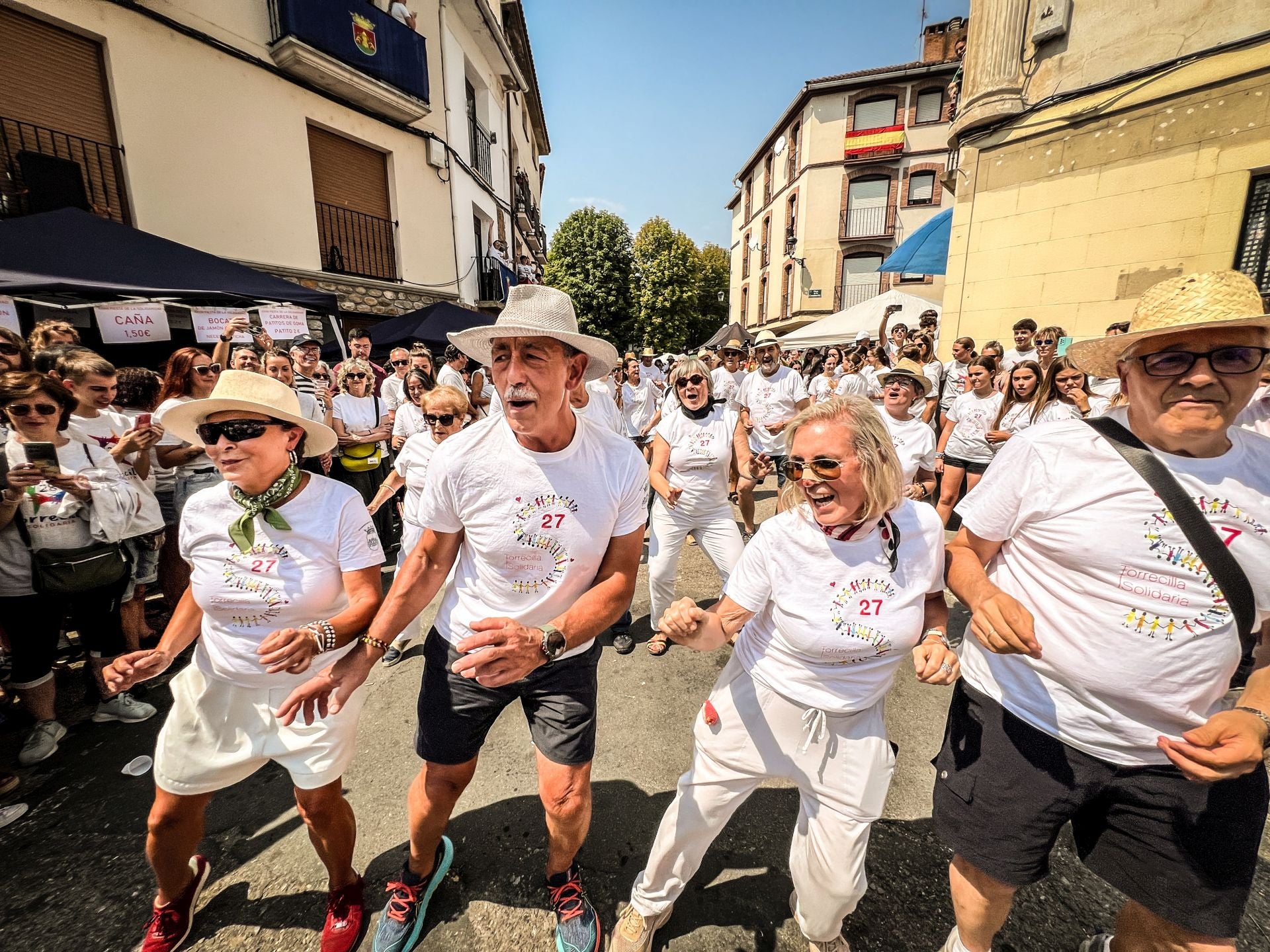 La Fiesta de la Solidaridad de Torrecilla reúne a miles de personas