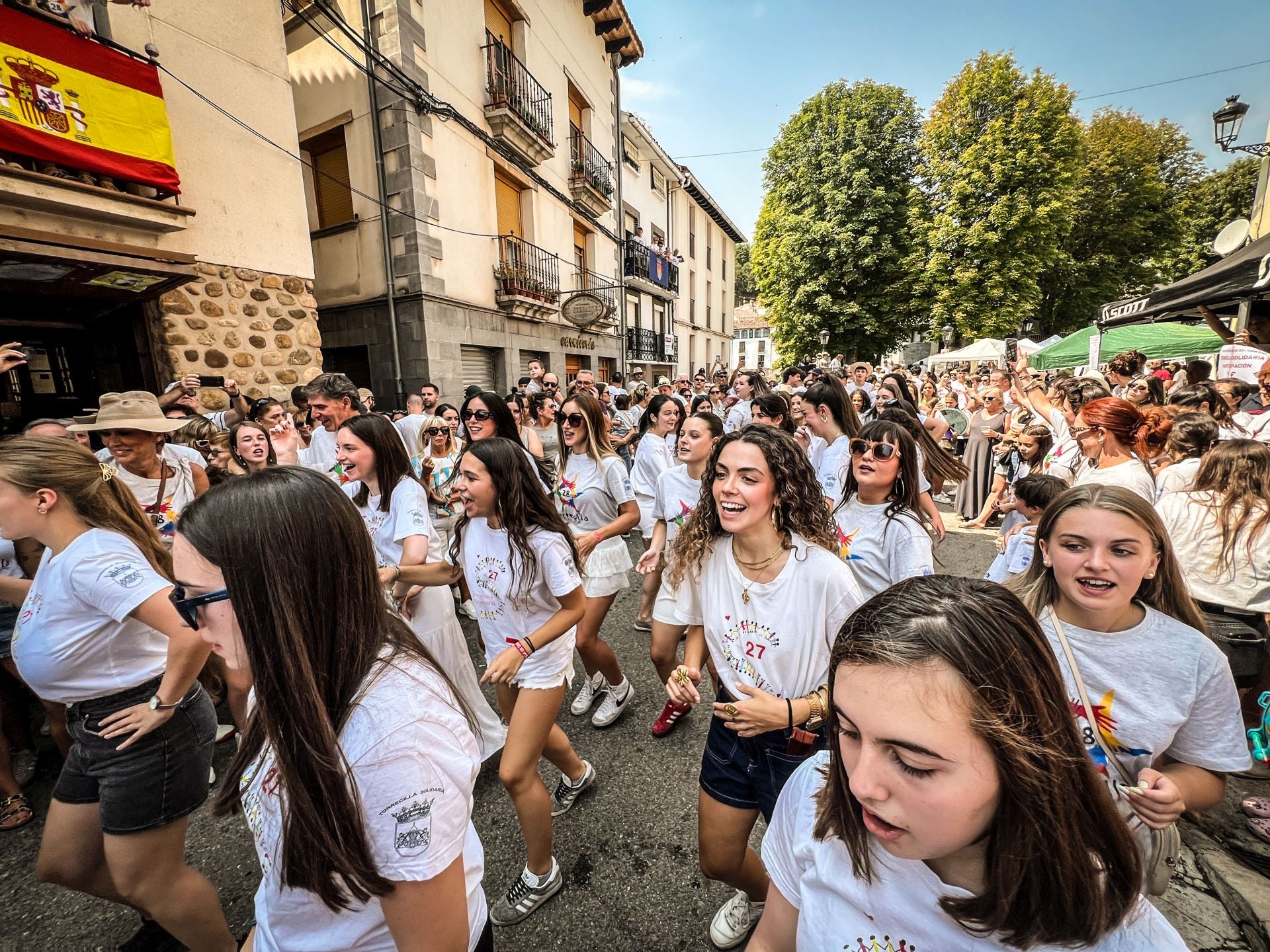La Fiesta de la Solidaridad de Torrecilla reúne a miles de personas
