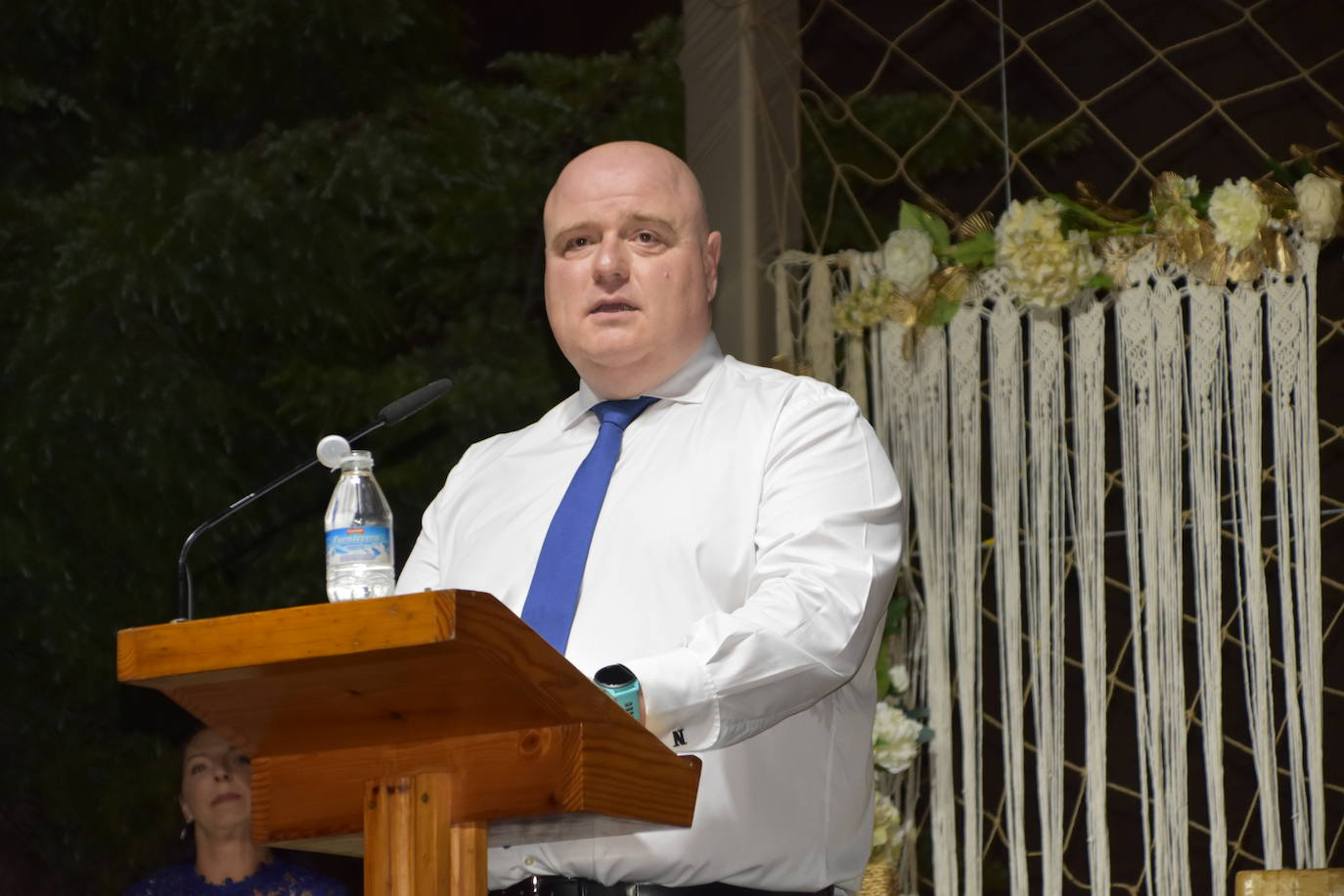 Las imágenes de la coronación de las reinas y damas de Aldenueva