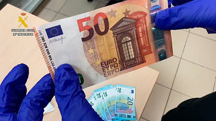 Detenido un vecino de Ausejo con 860 euros en billetes falsos