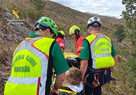 La Guardia Civil rescata a una mujer accidentada en Robres del Castillo