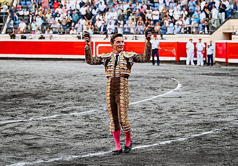 Urdiales vuelve a coronarse en Bilbao