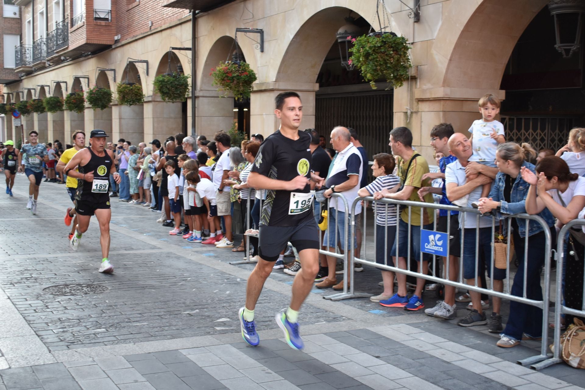 Las imágenes de la carrera Ciudad de Calahorra