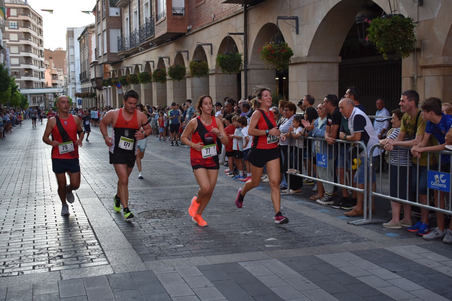Las imágenes de la carrera Ciudad de Calahorra