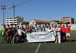 Homenaje a Miguel Ledo antes del partido en el Luis de la Fuente.
