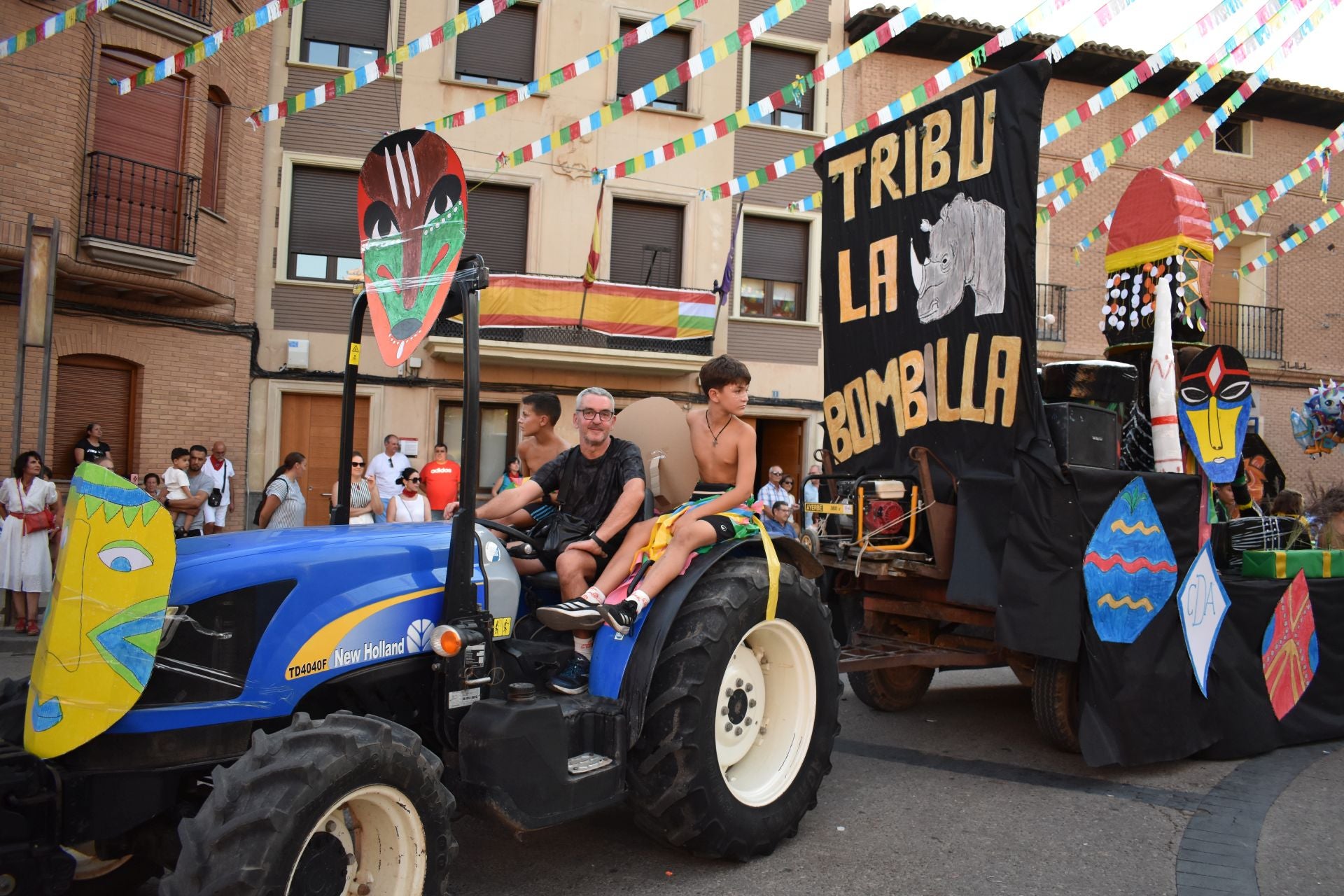 Todo el color de las fiestas de Aldanueva de Ebro