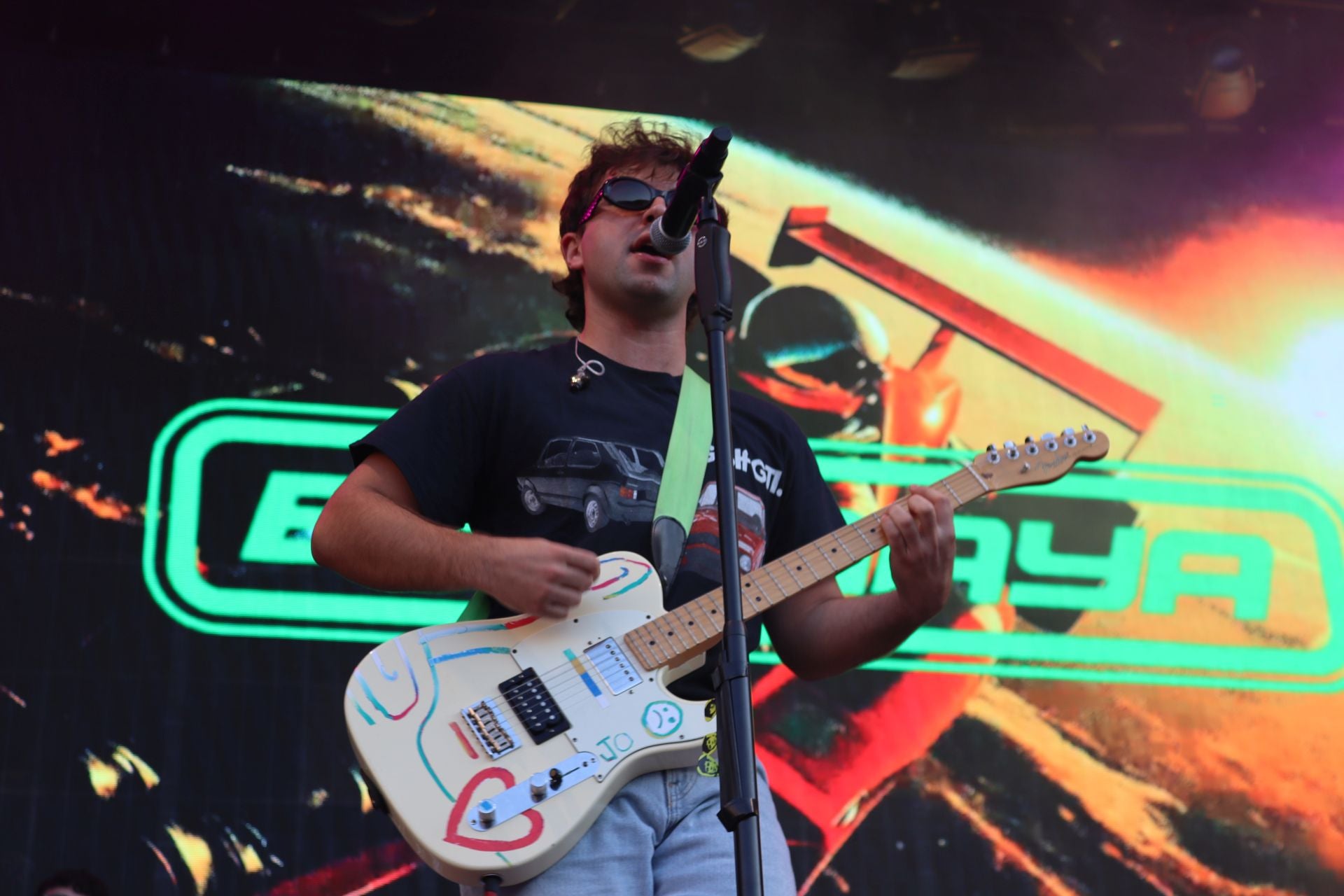 Ambiente festivo en la segunda noche del Ezcaray Fest