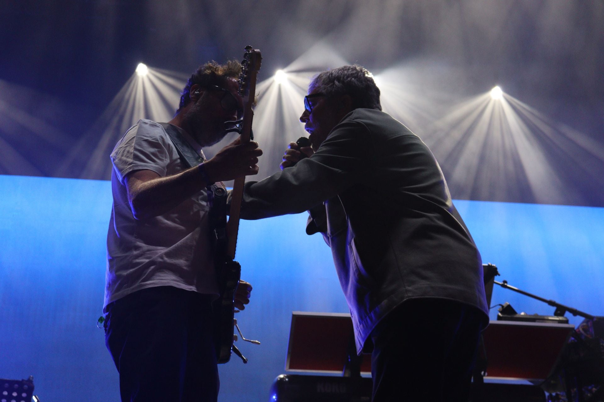 Ambiente festivo en la segunda noche del Ezcaray Fest