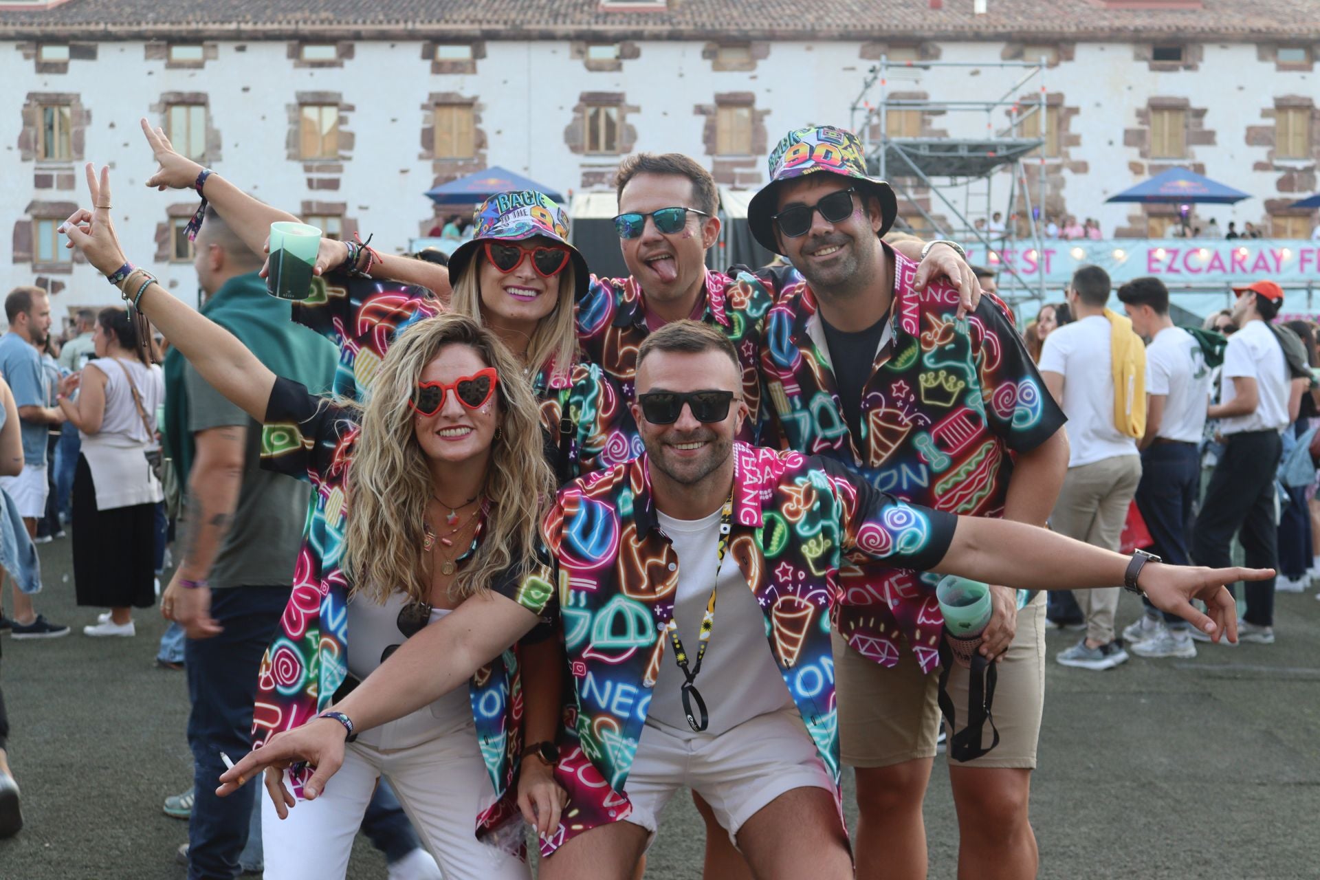 Ambiente festivo en la segunda noche del Ezcaray Fest