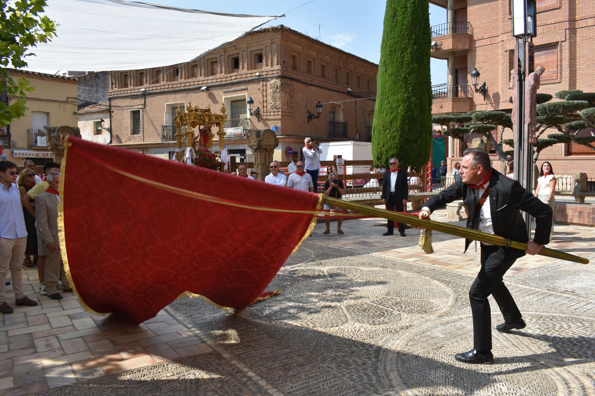 Las imágenes del día de San Bartolomé en Aldeanueva