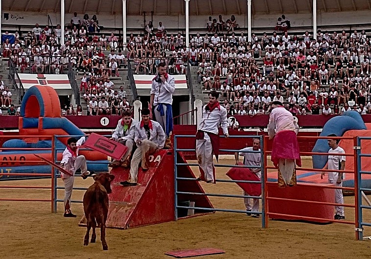 Primera prueba del concurso de Grand Prix en la plaza de toros.