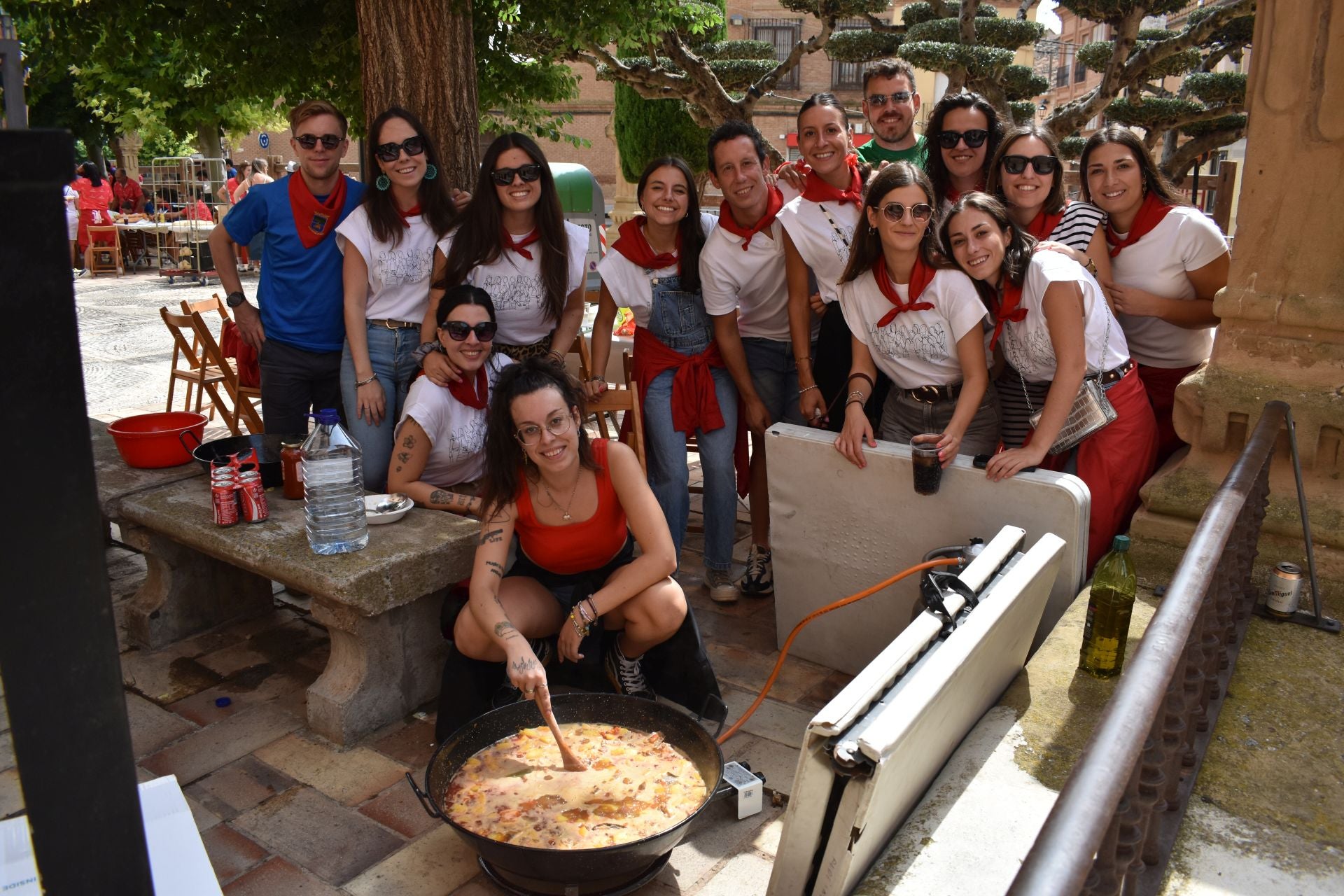 El concurso de calderillos de Aldeanueva reúne a veintidos cuadrillas