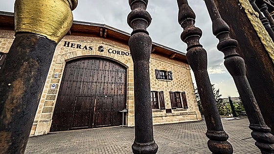 Heras Cordón, la bodega que elabora el vino de los papas