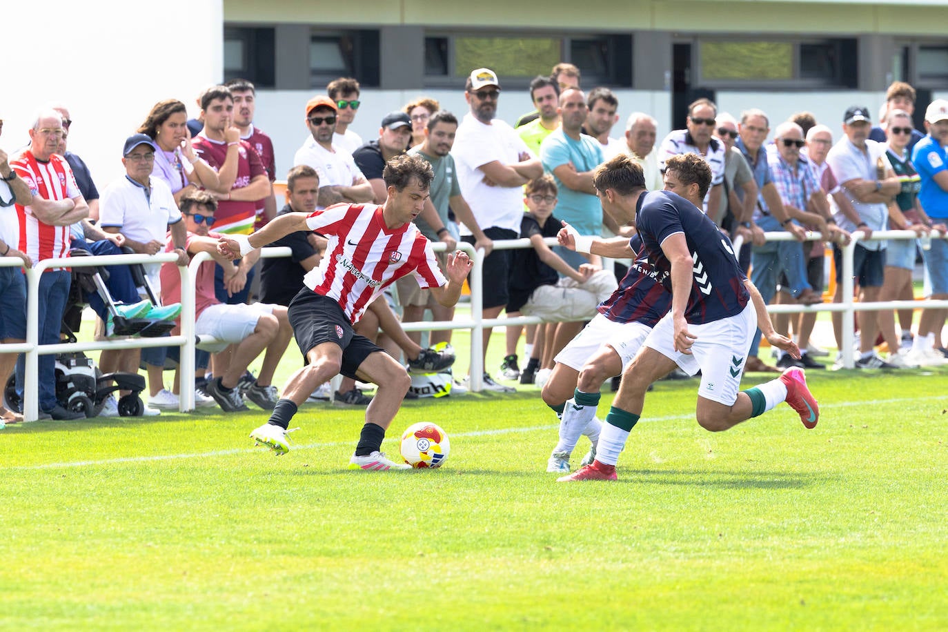 Las imágenes del encuentro UDL-Eibar B