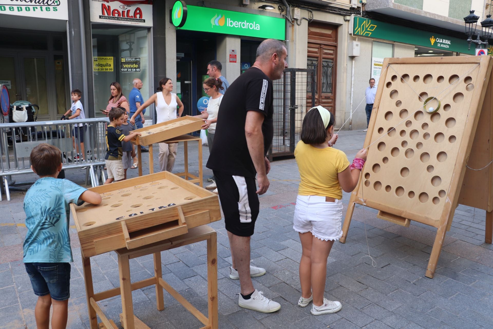 Tarde de juegos en Fliparnedo