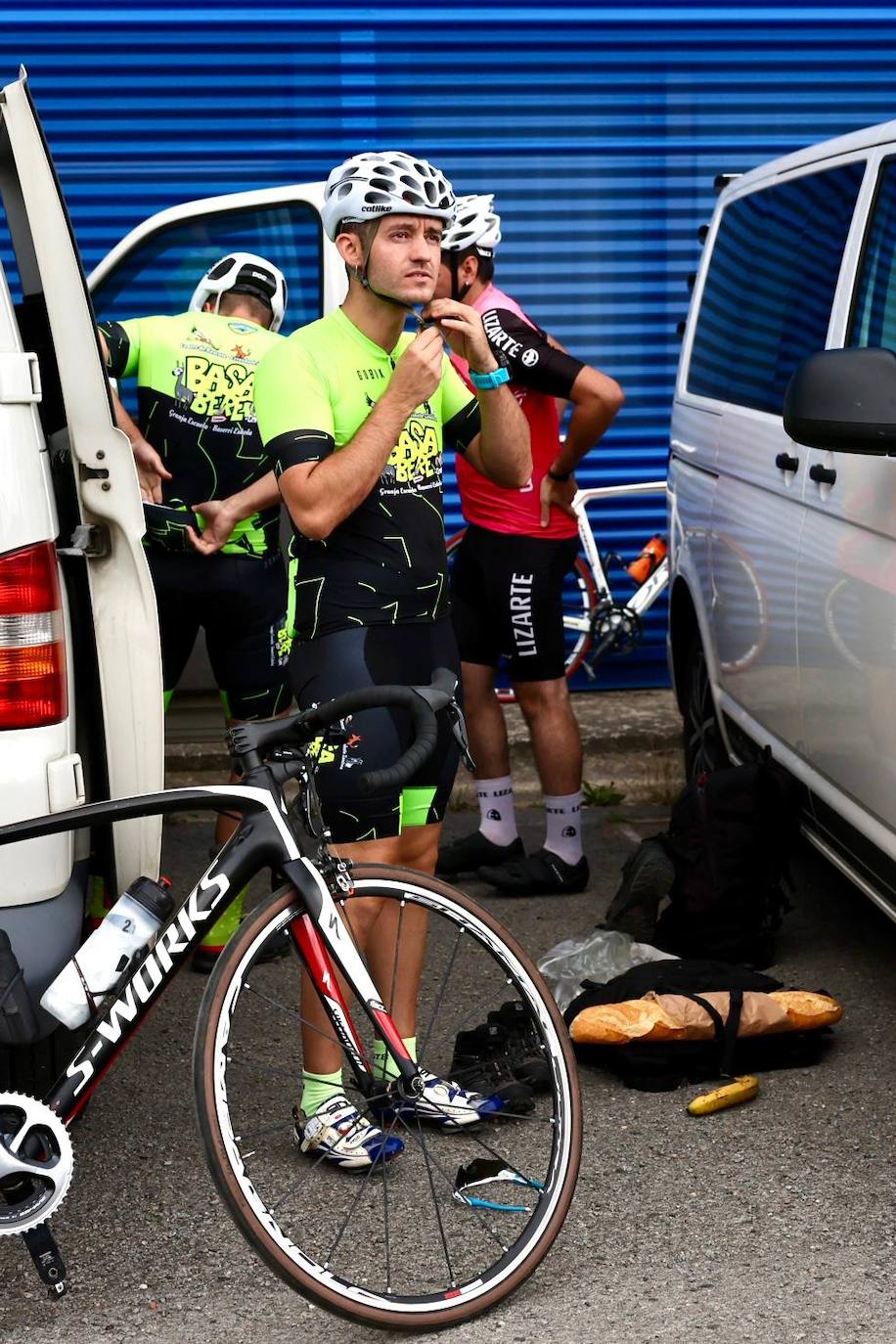 Las imágenes del ambiente festivo por La Vuelta en Ezcaray