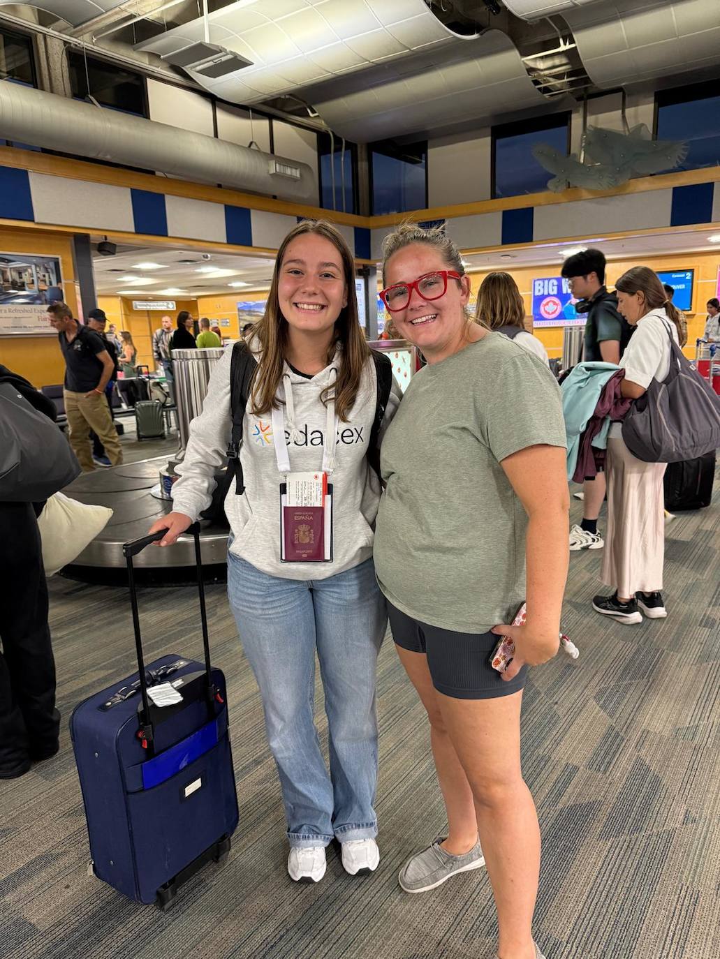 Las imágenes de los jóvenes que estudiarán en Canadá o Europa este año