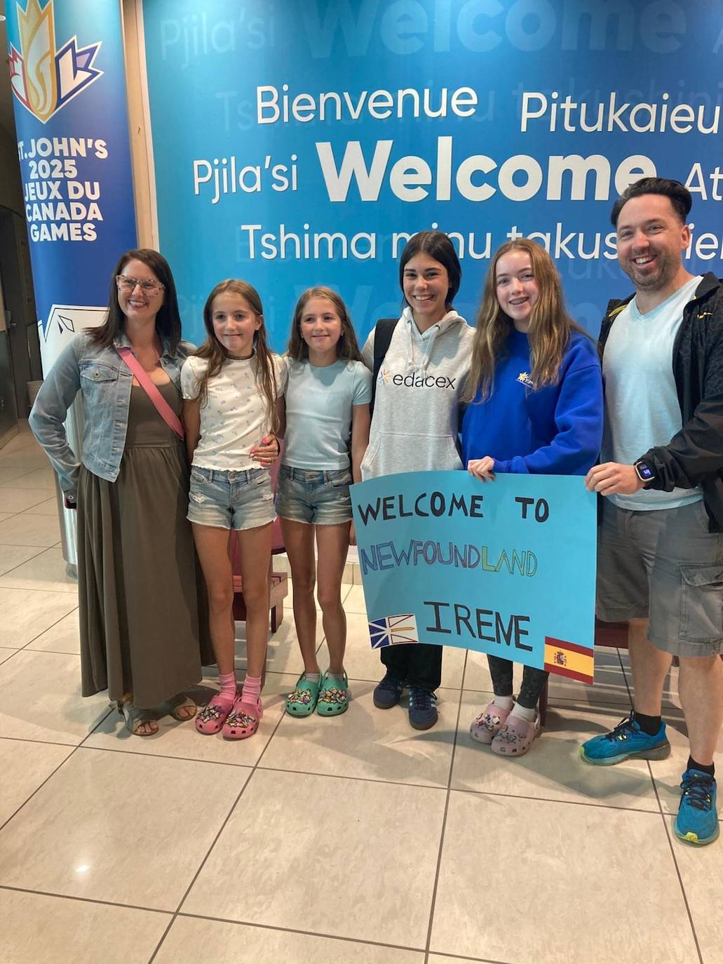 Las imágenes de los jóvenes que estudiarán en Canadá o Europa este año