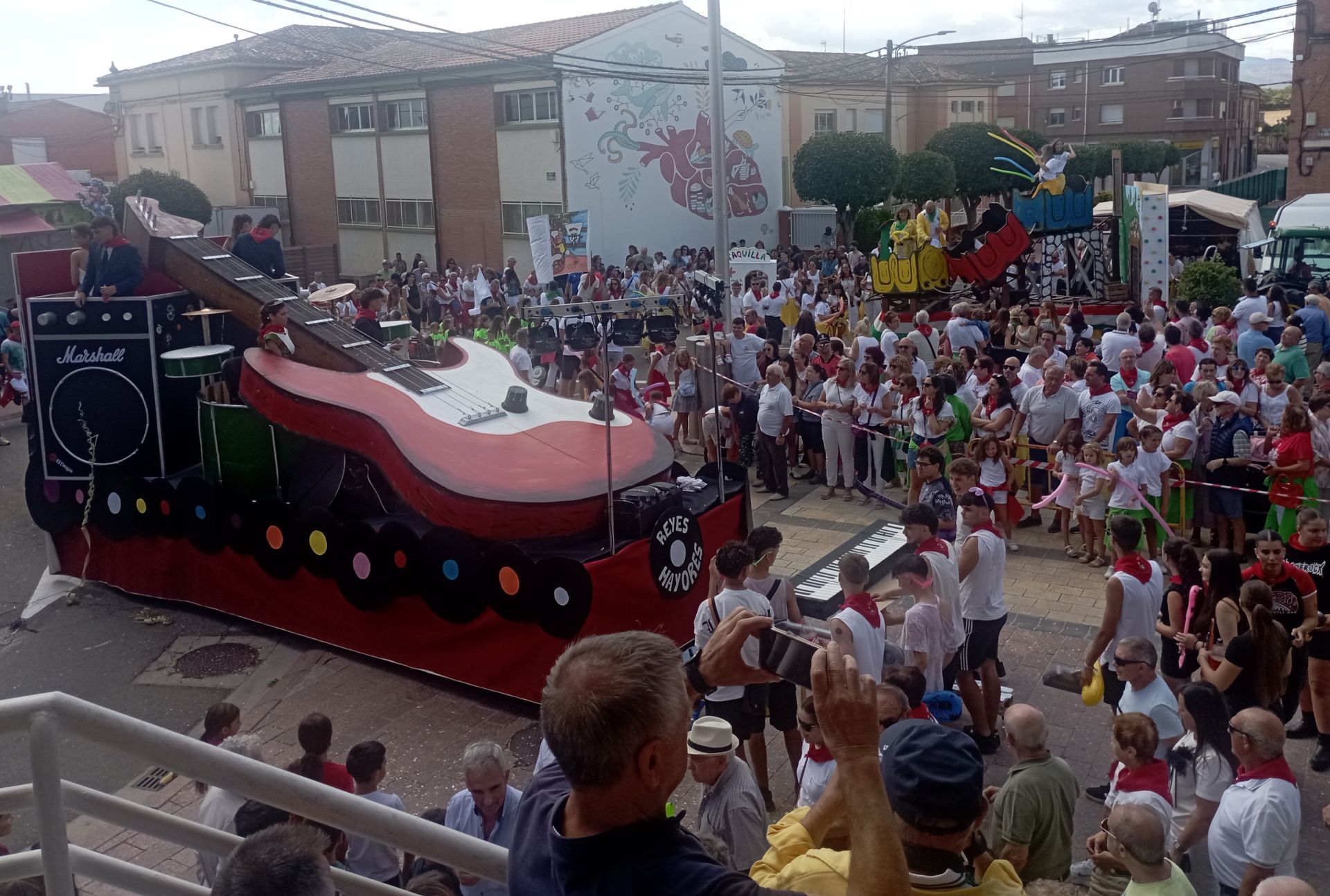 Las imágenes del chupinazo de Pradejón