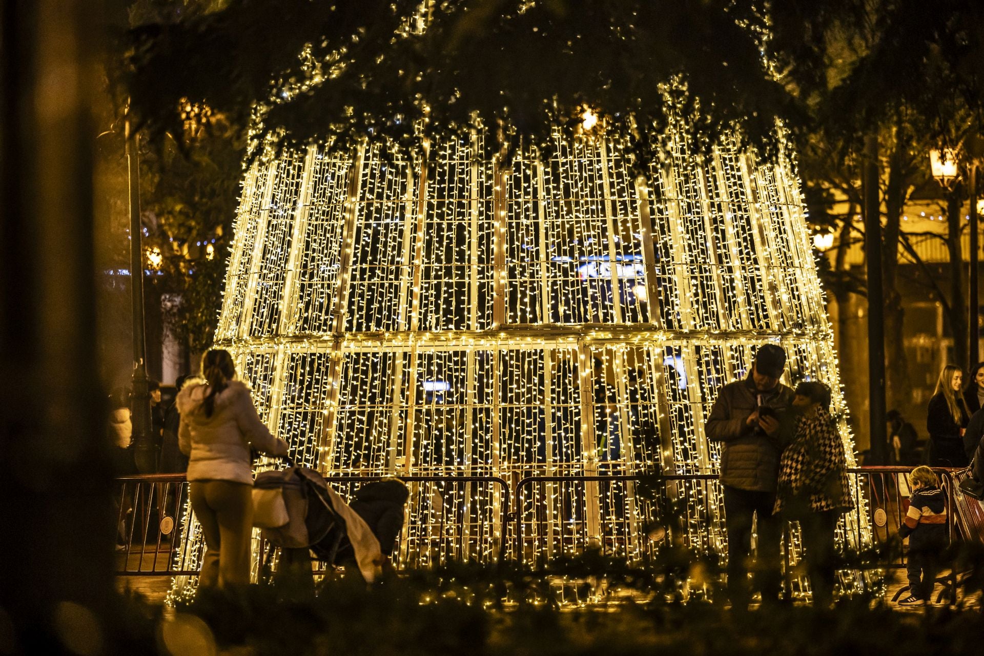 Árbol de Navidad del año pasado en El Espolón.